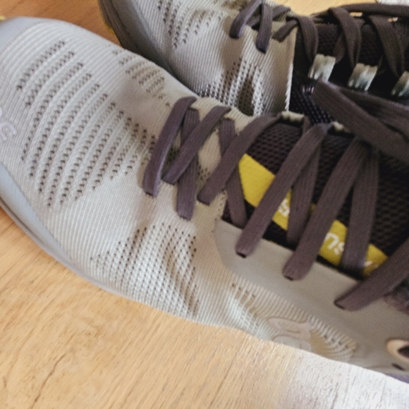 QC Running Shoes 7.5M - Picture 4 of 6